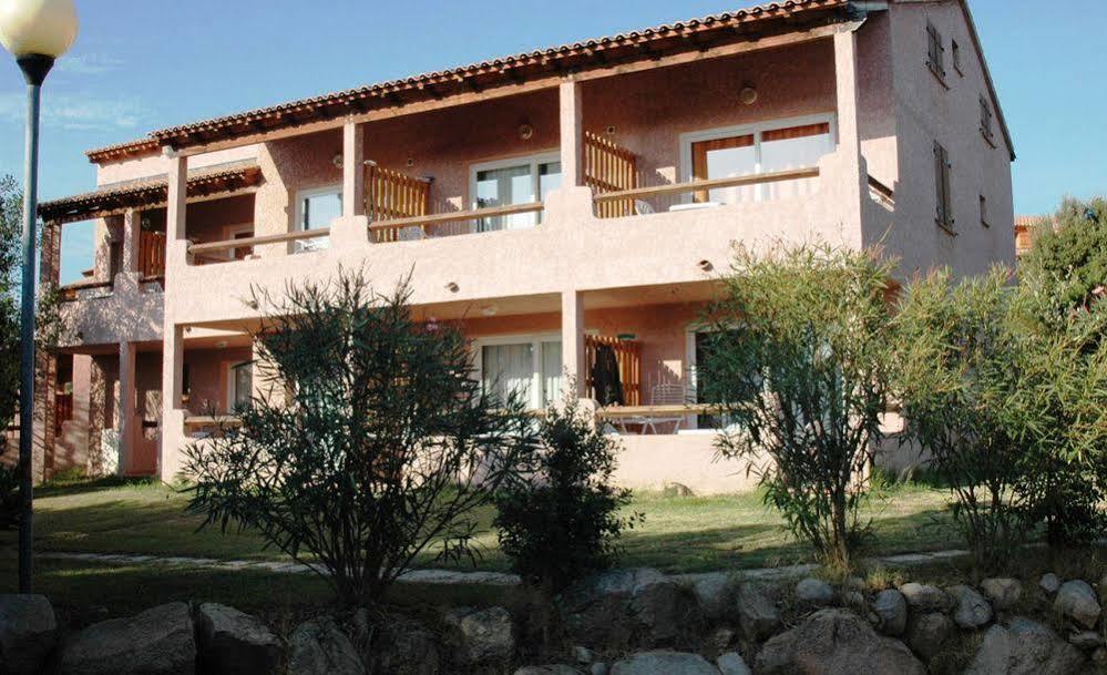 Aparthotel Complesso Residenziale Marina Di Pinarello Pinarellu Exterior foto